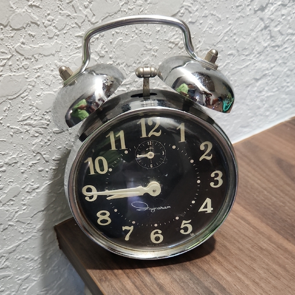 Vintage Ingraham Twin Bell Peg Leg Windup Double Alarm Clock Made In Brazil